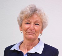 8 – Vola Rakotomahefa